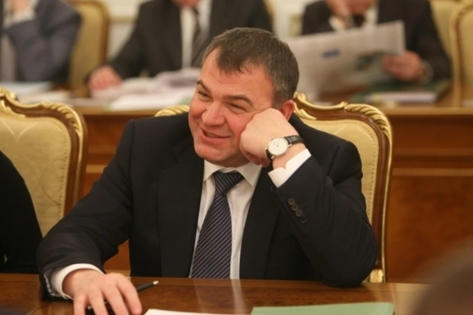 Сердюкова допросили по делу о продаже части Таврического дворца