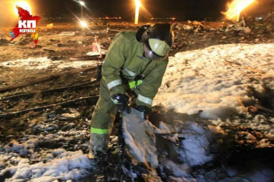 Двое суток наши ребята разбирали обломки самолета в Казани