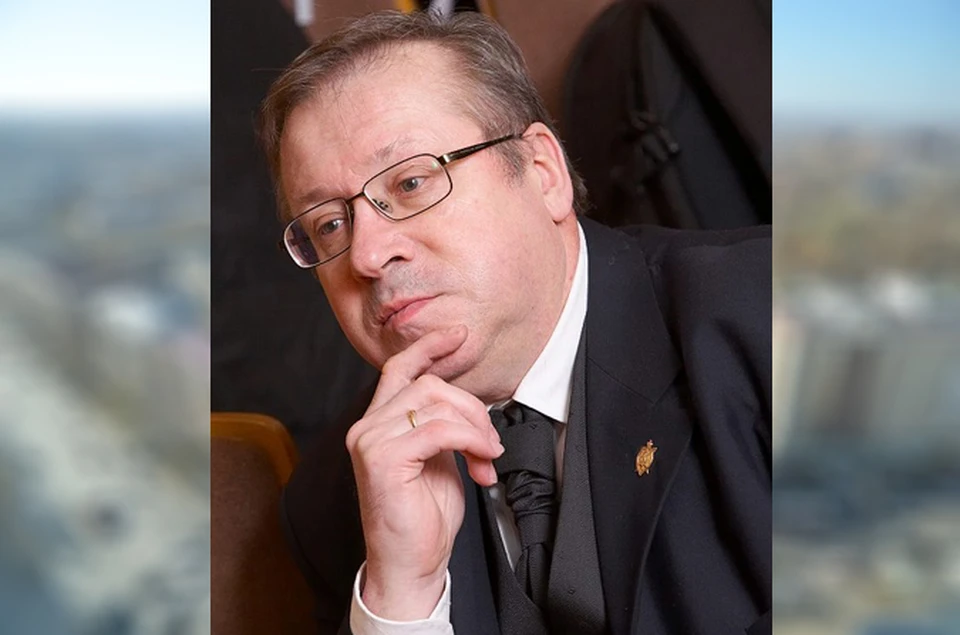 Александра Зуйченко полицейские нашли, как ни странно, у него же дома.