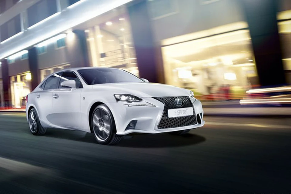 Lexus IS