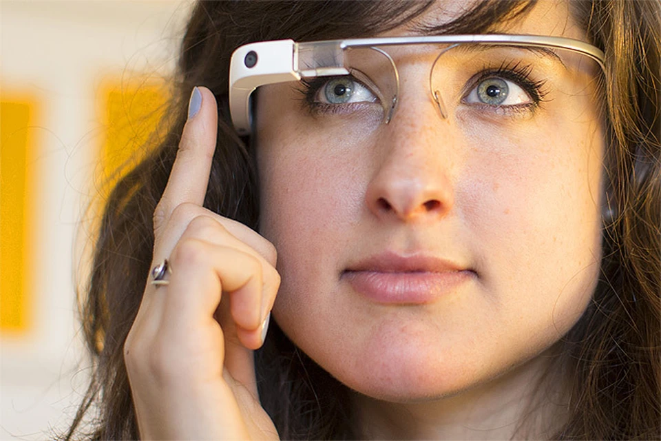 Google снабдила умные очки Google Glass оправой и стеклами с диоптриями