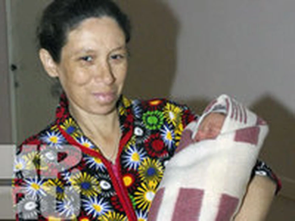 Человек родившийся 9 января. Китаянка родила 9 детей. Родила 9 детей из России.
