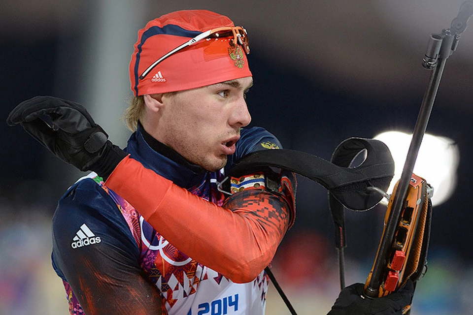 Антон Шипулин остался без медалей по итогам  спринтерской гонки преследования