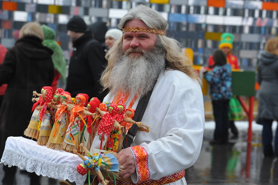 Костюмы для Масленицы детские и взрослые