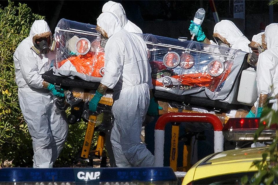В Мадрид доставили зараженного лихорадкой Эбола испанца