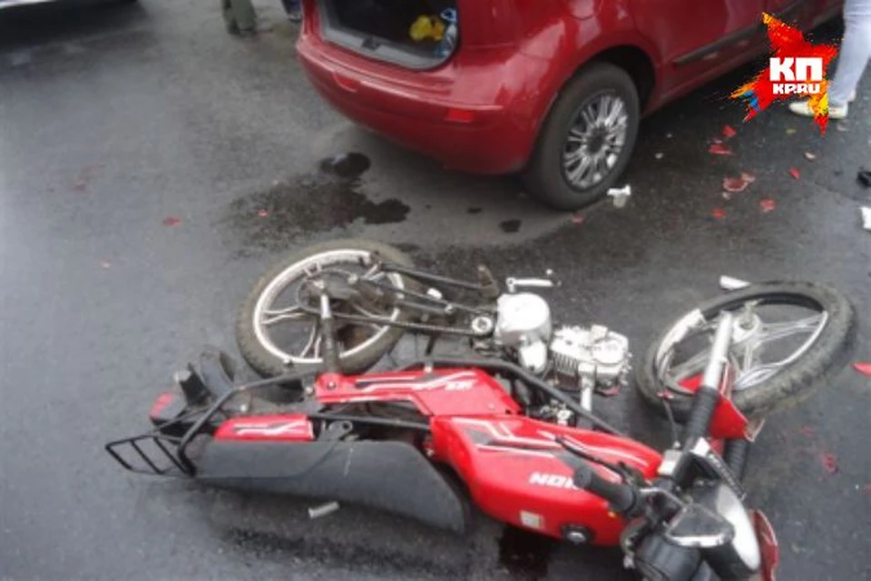 Авария красный Орион 125. Разбитый Орион 125. Курский скутер