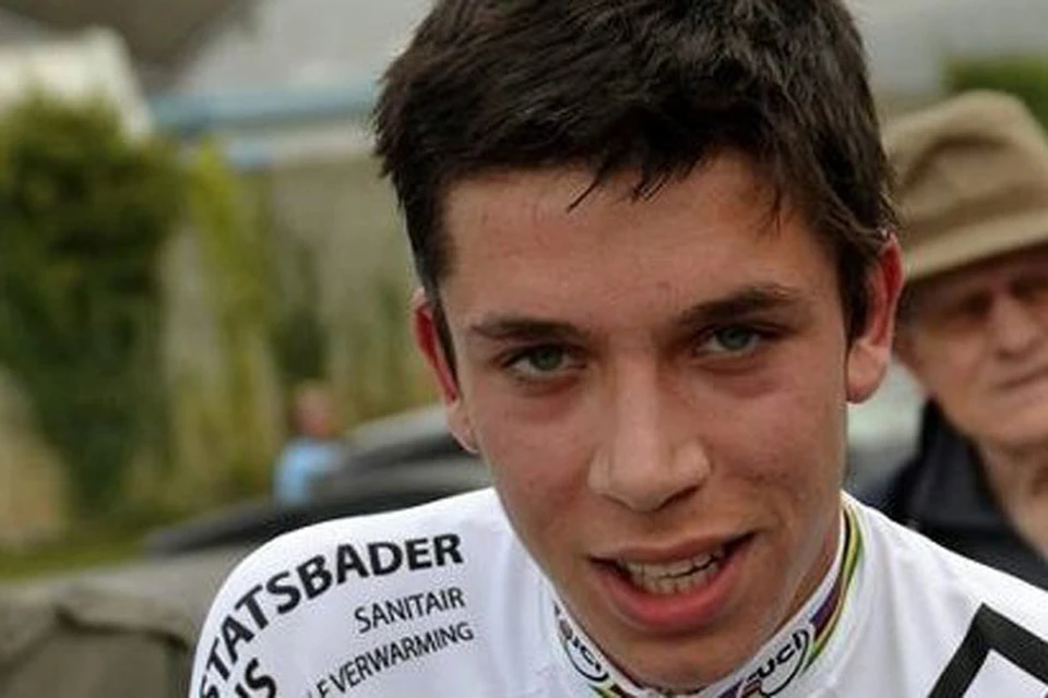 Сегодня стало известно, что действующий чемпион мира по велоспорту среди юниоров Игорь Декране был сбит поездам