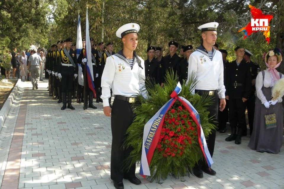 Целую неделю в Севастополе чествовали героев обороны.