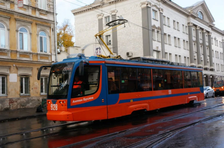 В память о блогере Антоне Буслове, с которым переписывалась вице-премьер Ольга Голодец, назвали трамвайный вагон
