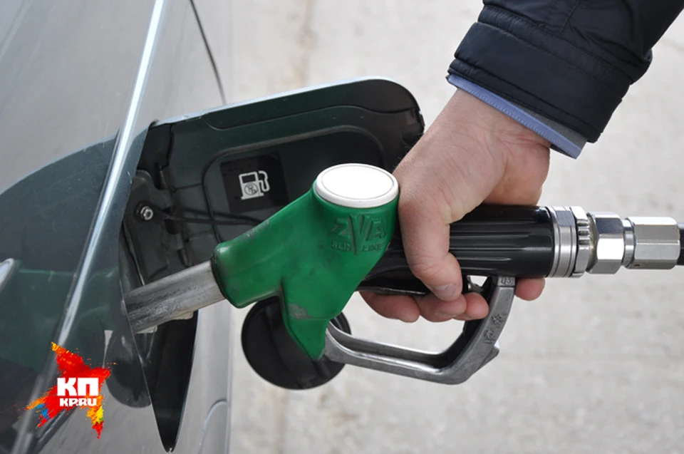 Независимые нефтетрейдеры ждут бензин, а автовладельцы убеждены: никакого дефицита нет.