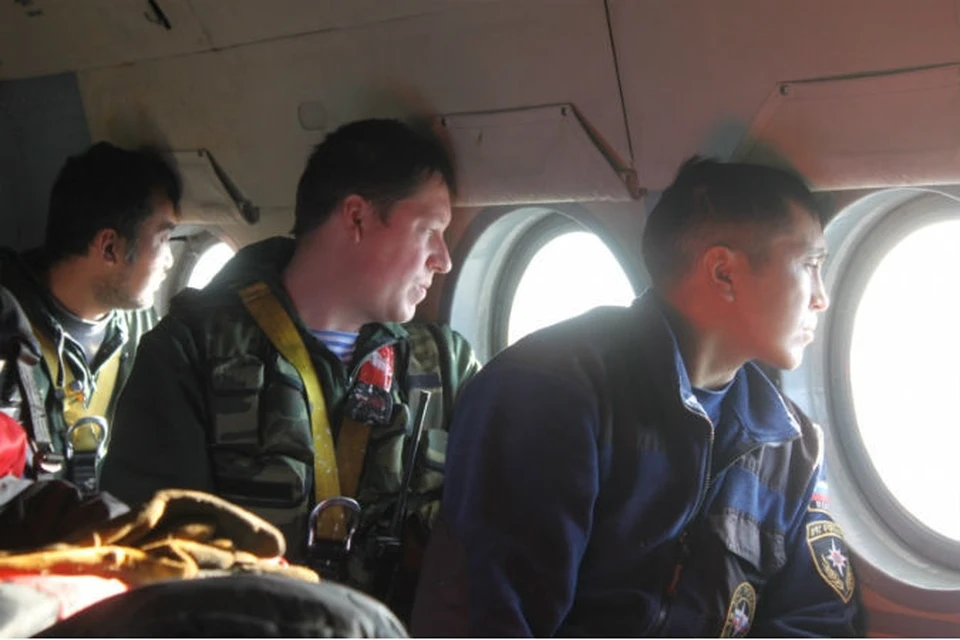 Поиски МИ-8 в Туве: к наземным группам присоединились десантники авиалесохраны