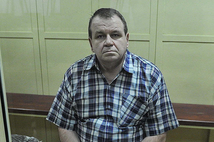 Саратовский авиадебошир Сергей Кабалов хочет судиться с присяжными, признавшими его виновным