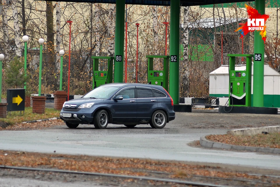 Топливный кризис в Новосибирске продолжается.