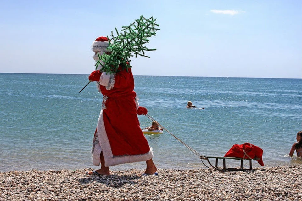 В Крыму на Новый год чаще всего тепло. Иногда даже на пляже понежиться можно. Фото: архив "КП".