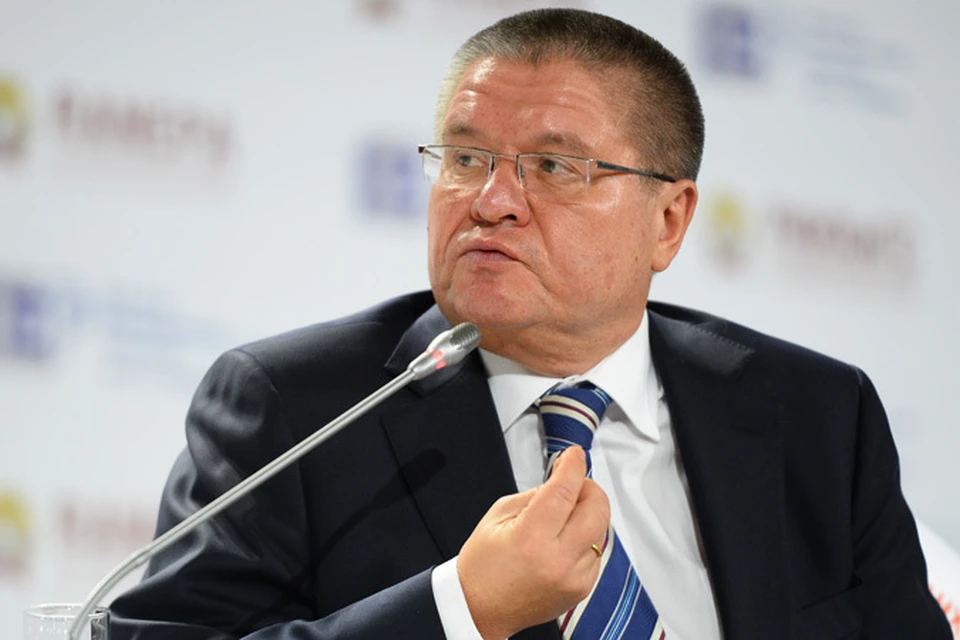Улюкаев говорит о другом: «Наша политика, наши меры должны быть неэластичными относительно внешних факторов»