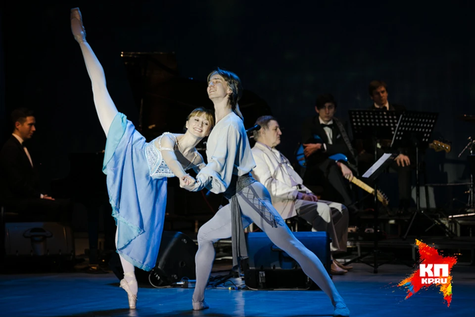 Вадим Мунтагиров станцевал балетную партию вместе со своей партнершей — примой Королевского балета Великобритании Дарьей Климентовой.