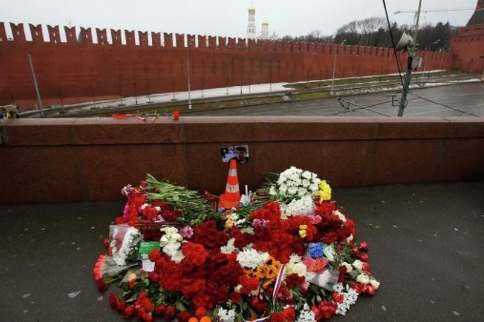 Борис Немцов был убит в центре Москвы в пятницу, 27 февраля, около полуночи
