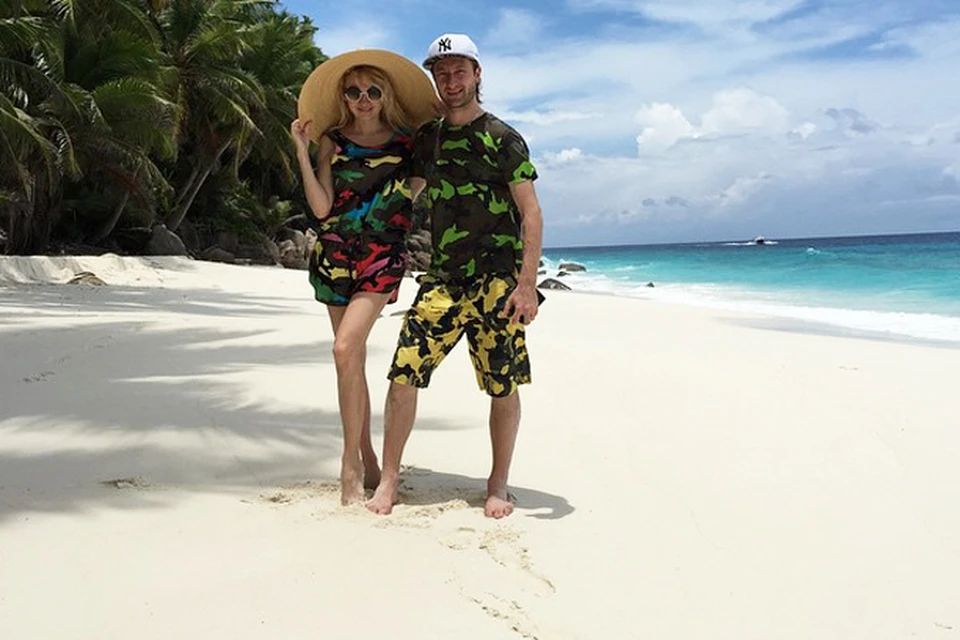 Евгений Плющенко и Яна Рудковская отдыхают на частном острове в Индийском океане. Фото: Instagram.