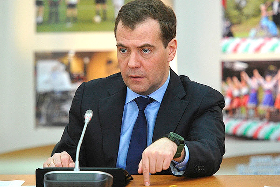 Медведев назвал политическим пиаром призывы Украины о снижении цен на газ