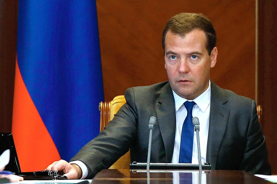 Медведев: Кандидатура Ткачева на пост министра обсуждалась в течение нескольких лет