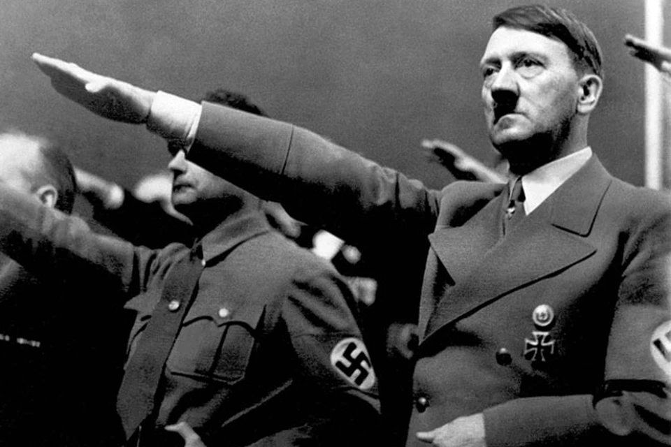 Нацистское приветствие «Хайль Гитлер» фюрер взял из оперы Вагнера «Риенци».