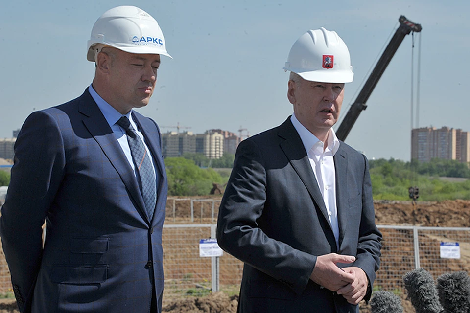 Сергей Собянин осмотрел работы по реконструкции Калужского шоссе.