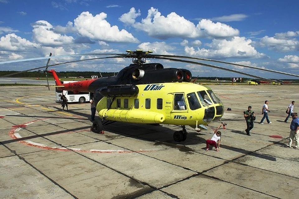 На борту пропавшего Ми-8 находились опытные вертолётчики и лучшие медики Сургута. Фото: паблик аэропотра Сургута