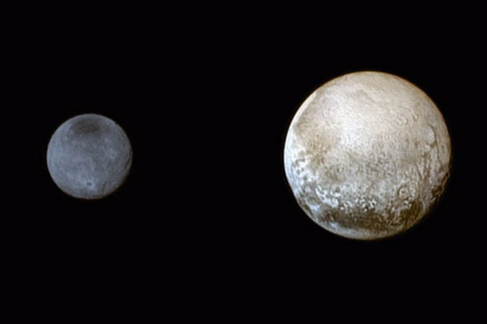 Плутон и Харон
Фото: NASA