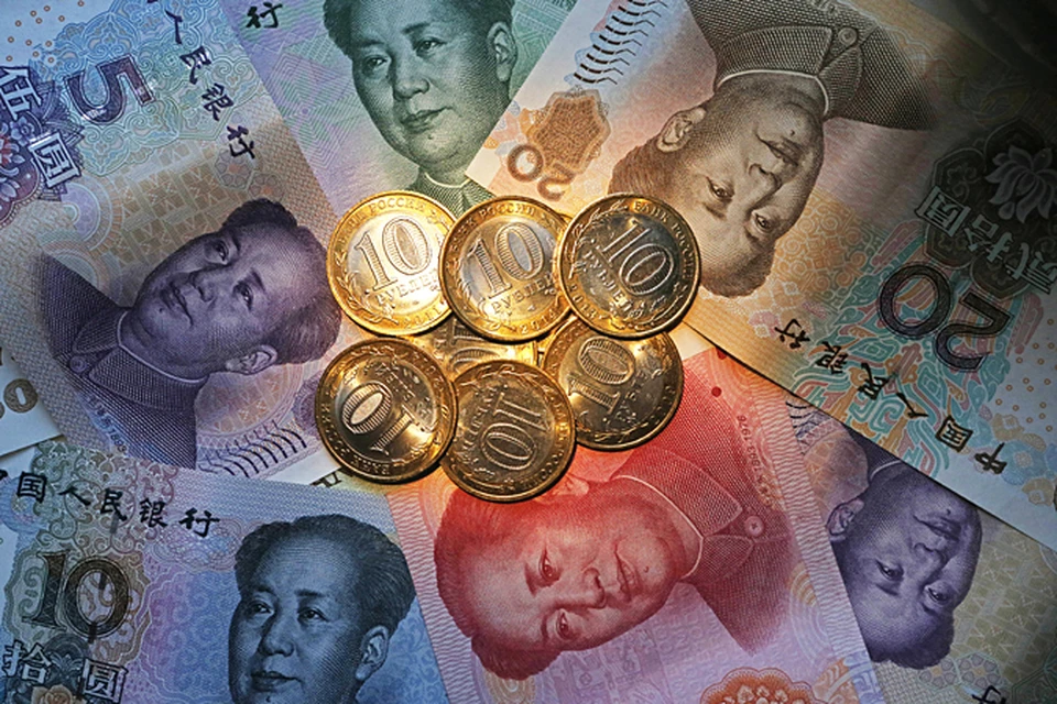 Прямой связи с рублем у юаня нет