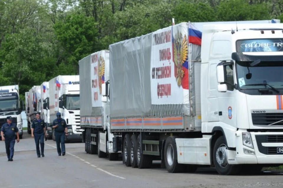 Гуманитарная колонна МЧС России выдвинулась на Донбасс