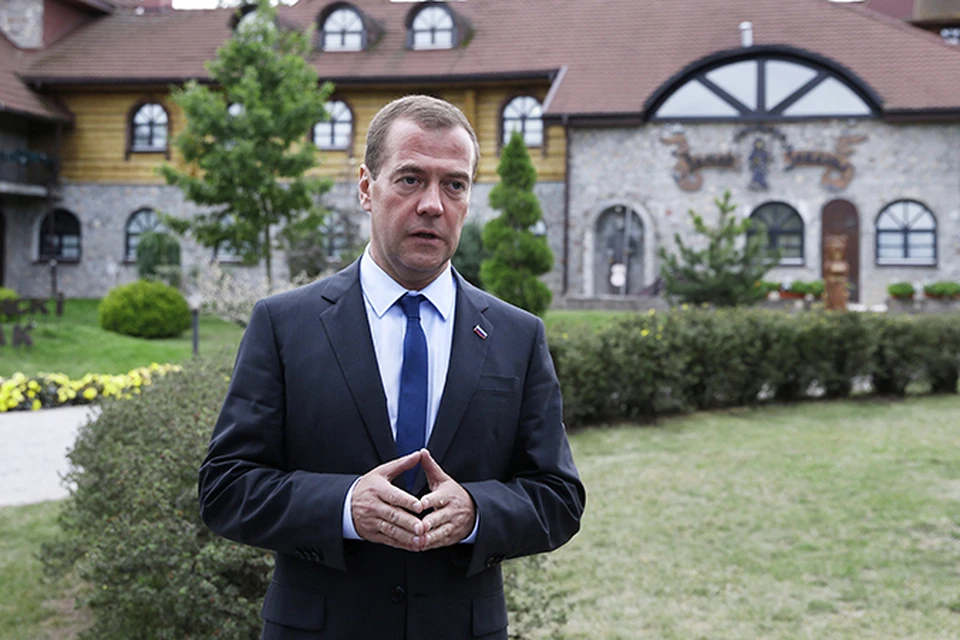 По словам Медведева, реверсный газ обходится Украине на 20-30 долларов дороже