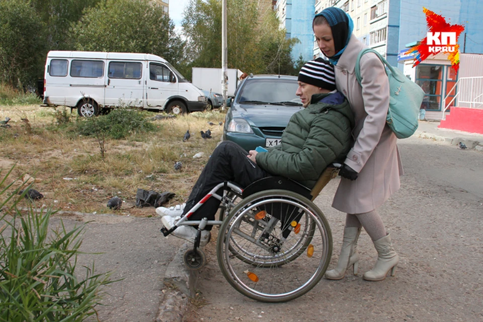 После публикации в "Комсомолки" Верхние Печеры благоустроят для инвалидов.