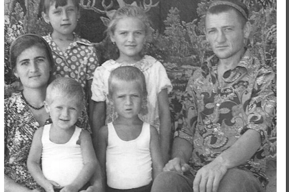 Семья Черно Белое Фото