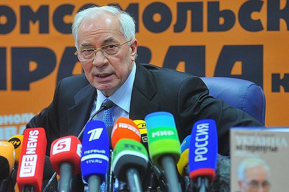 Николай Азаров в редакции "Комсомолки".