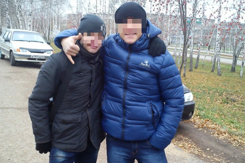 Ильдар (слева) был душой компании