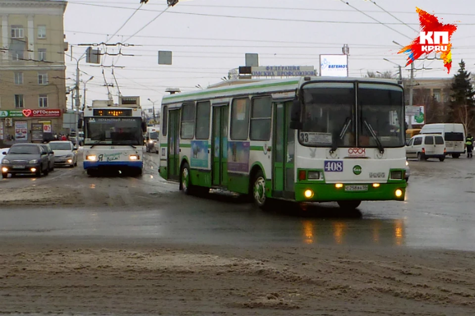 В четверг на маршруты вышло уже 300 автобусов и весь городской электротранспорт.