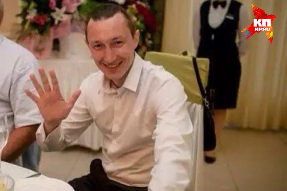 34-летний Артем Обабков бросил все свои дела, чтобы "разрулить" пробку на оживленном перекрестке Екатеринбурга. Фото из личного архива