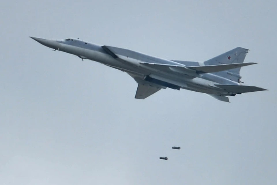Дальними бомбардировщиками Ту-22м3 с территории Российской Федерации было совершено 18 боевых вылетов