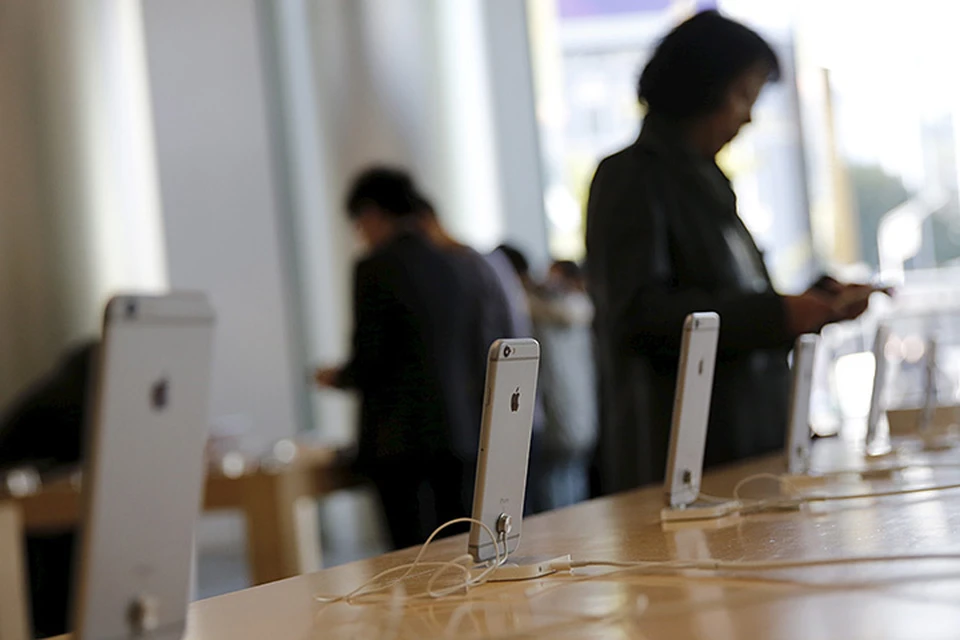 Компанию Apple признали виновной в нарушении патентов. "Яблочникам" пришлось выплатить 625,6 миллионов