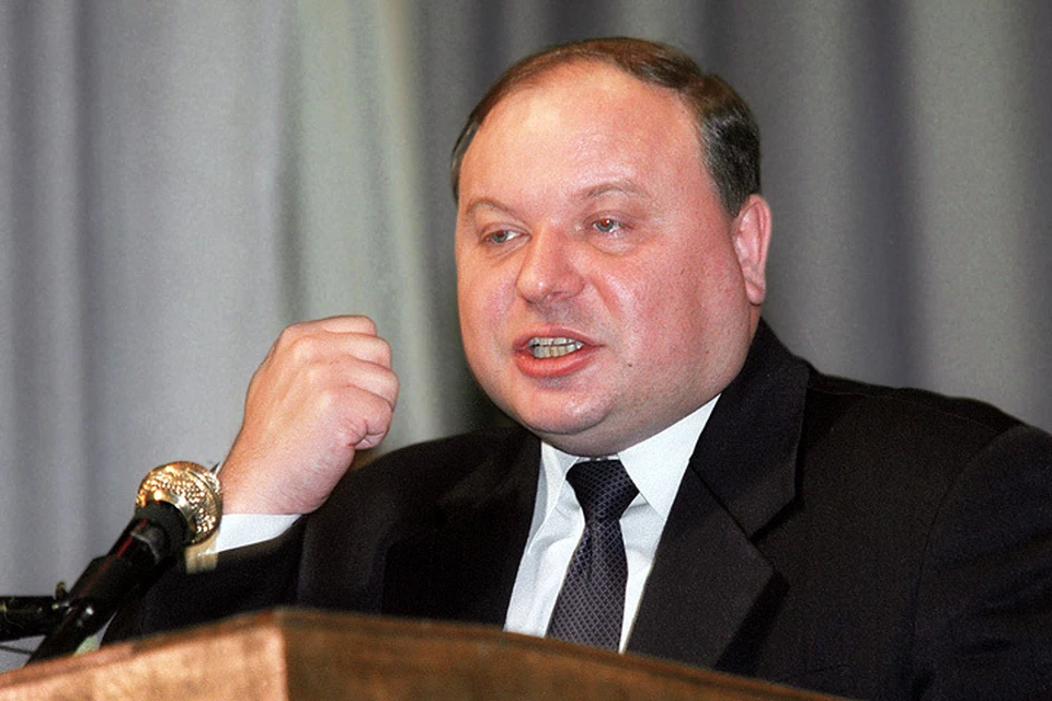 Егор Гайдар на съезде партии "Демократический выбор России" в 1999 году. Фото Бориса Кавашкина /ТАСС