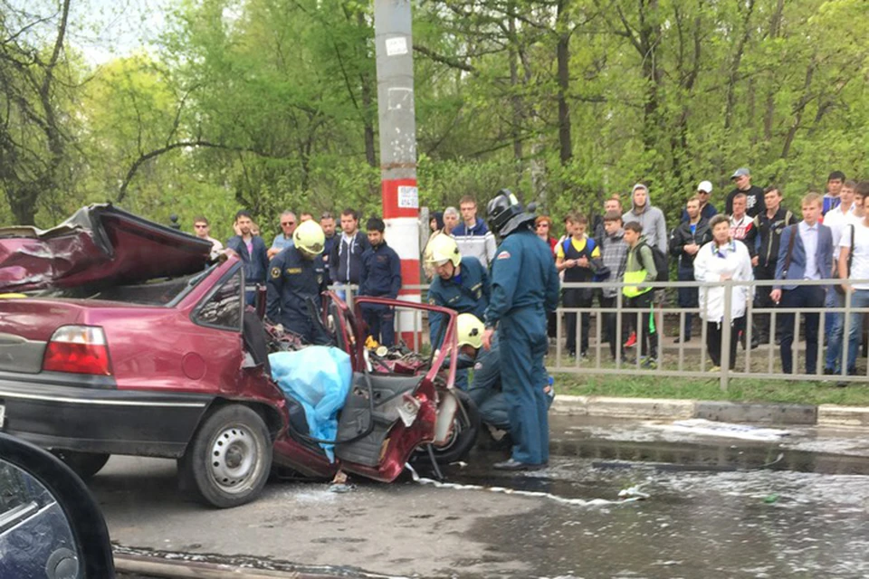 Массовое ДТП на ул.Белинского 5 мая. Фото: Денис ШАДУРО