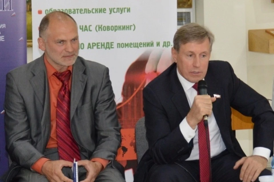 Виктор Гринкевич выступает перед предпринимателями Новозыбкова