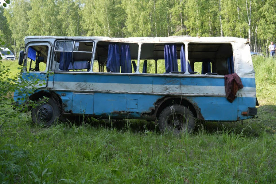 В ДТП с рейсовым автобусом пострадали 16 человек