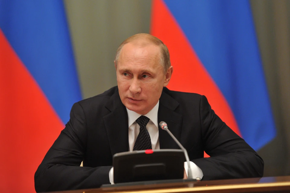 Путин подписал указ, в котором говорится, что контрсанкции продлеваются с 6 августа по 31 декабря 2017 года.