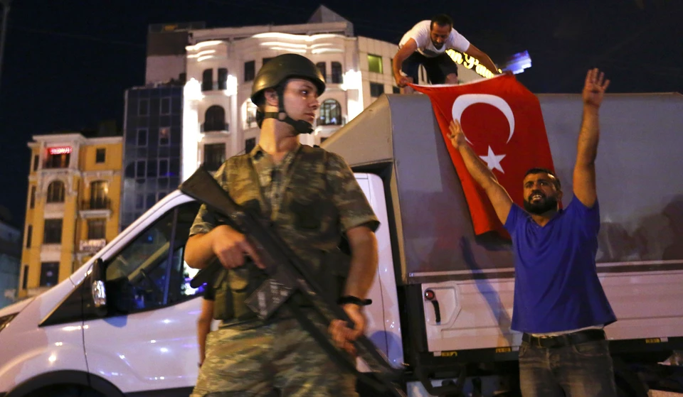 Эрдоган призвал граждан Турции выйти на улицы.