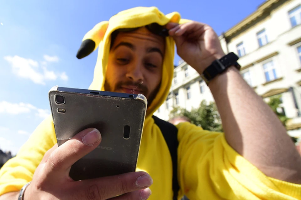 Теперь каждый, у кого есть смартфон, может установить себе игру Pokemon Go и отправиться на охоту за покемонами в режиме дополненной реальности