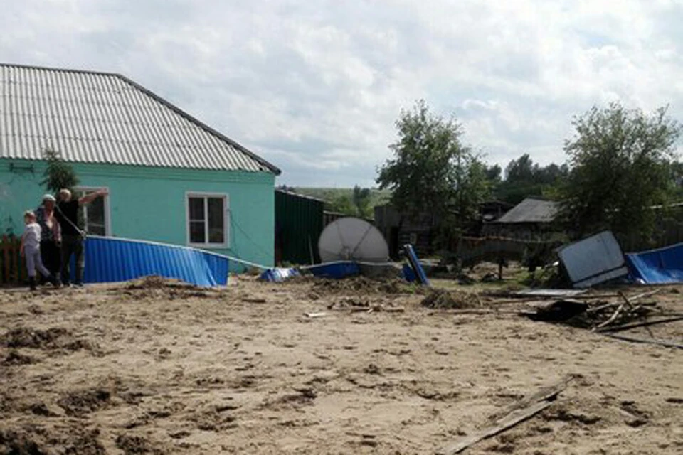 ЧП в алтайском селе: ливень размыл дорогу, уничтожил скот и урожай