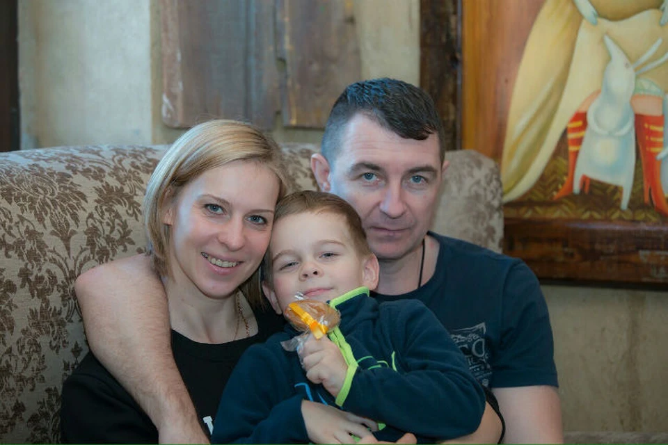 Екатерина Маренникова с мужем Эдуардом и сыном Андреем