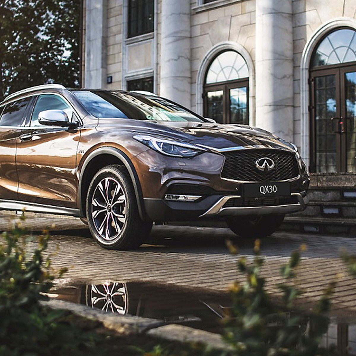 Infiniti QX30: цены объявлены - KP.RU