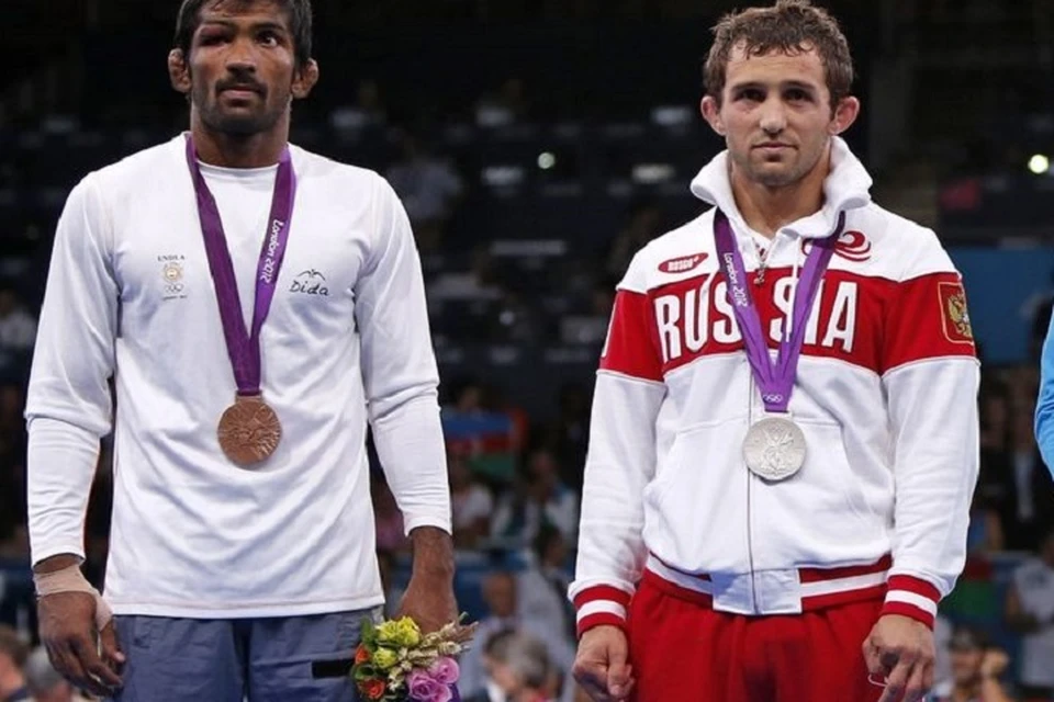 Бесик Кудухов и Йогешвар Датт на Олимпиаде в Лондоне.